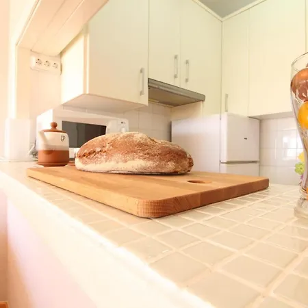 Kumquat Apartment *